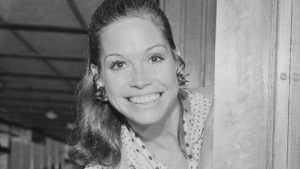 Mary Tyler Moore Height Weight Bra Size Body Measurements