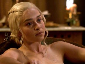 Emilia Clarke Height Weight Bra Size Body Measurements