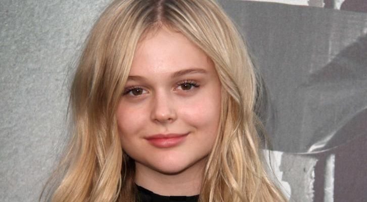 Emily Alyn Lind Height Weight Bra Size Body Measurements