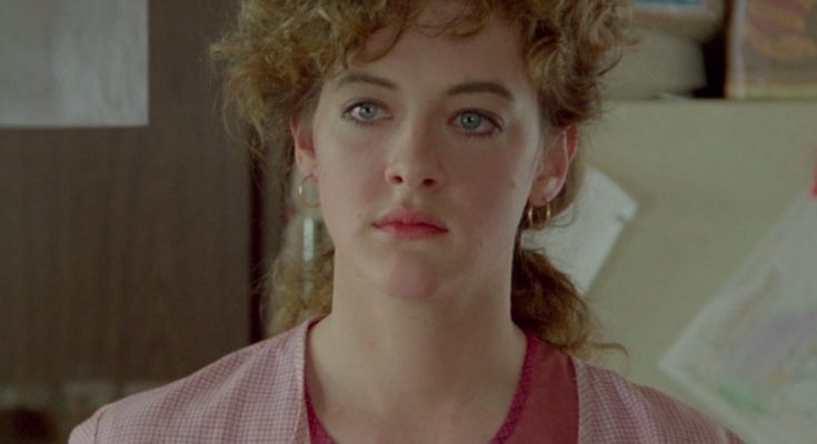 Joan Cusack Height Weight Bra Size Body Measurements