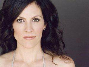 Annabeth Gish Height Weight Bra Size Body Measurements