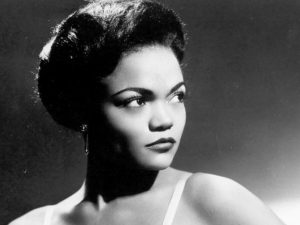 Eartha Kitt Height Weight Bra Size Body Measurements