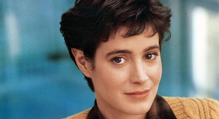 Sean Young Height Weight Bra Size Body Measurements