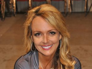 Gina Loudon Biography Breasts Bra Size Body Measurements