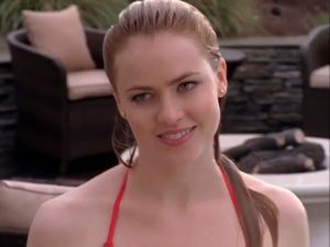 Amanda Schull Height Weight Bra Size Shoe Size Dress Size