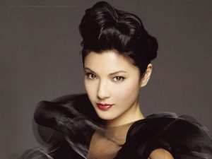 Kelly Hu Height Weight Bra Size Shoe Size Dress Size