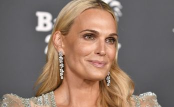 Molly Sims Height Weight Bra Size Shoe Size Dress Size