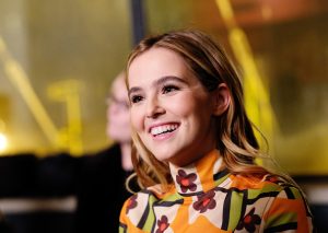 Zoey Deutch Measurements Bra Size Height