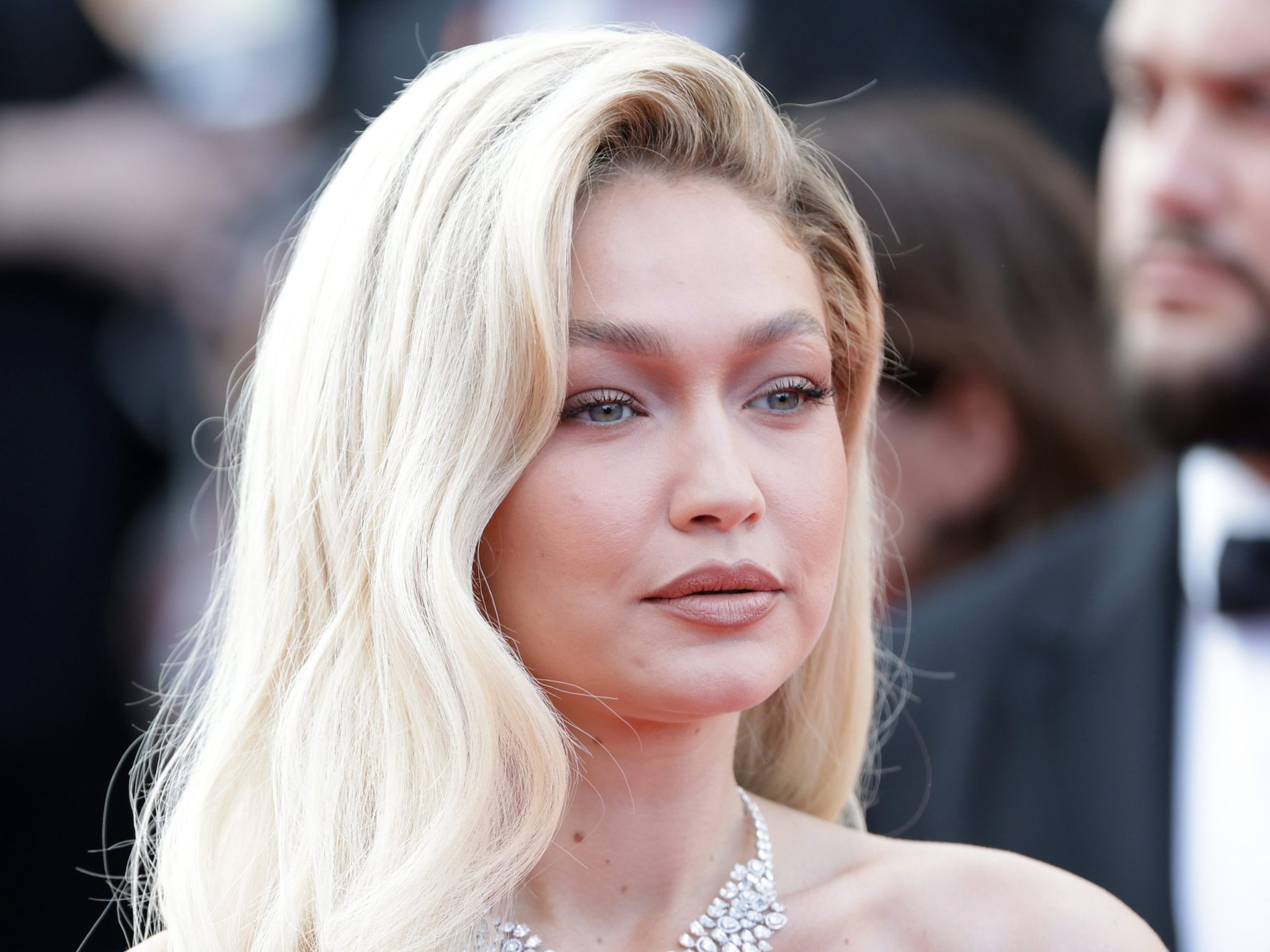 Gigi Hadid's Body Measurements Including Height, Weight, Bra Size, Shoe