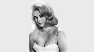 Martha Hyer